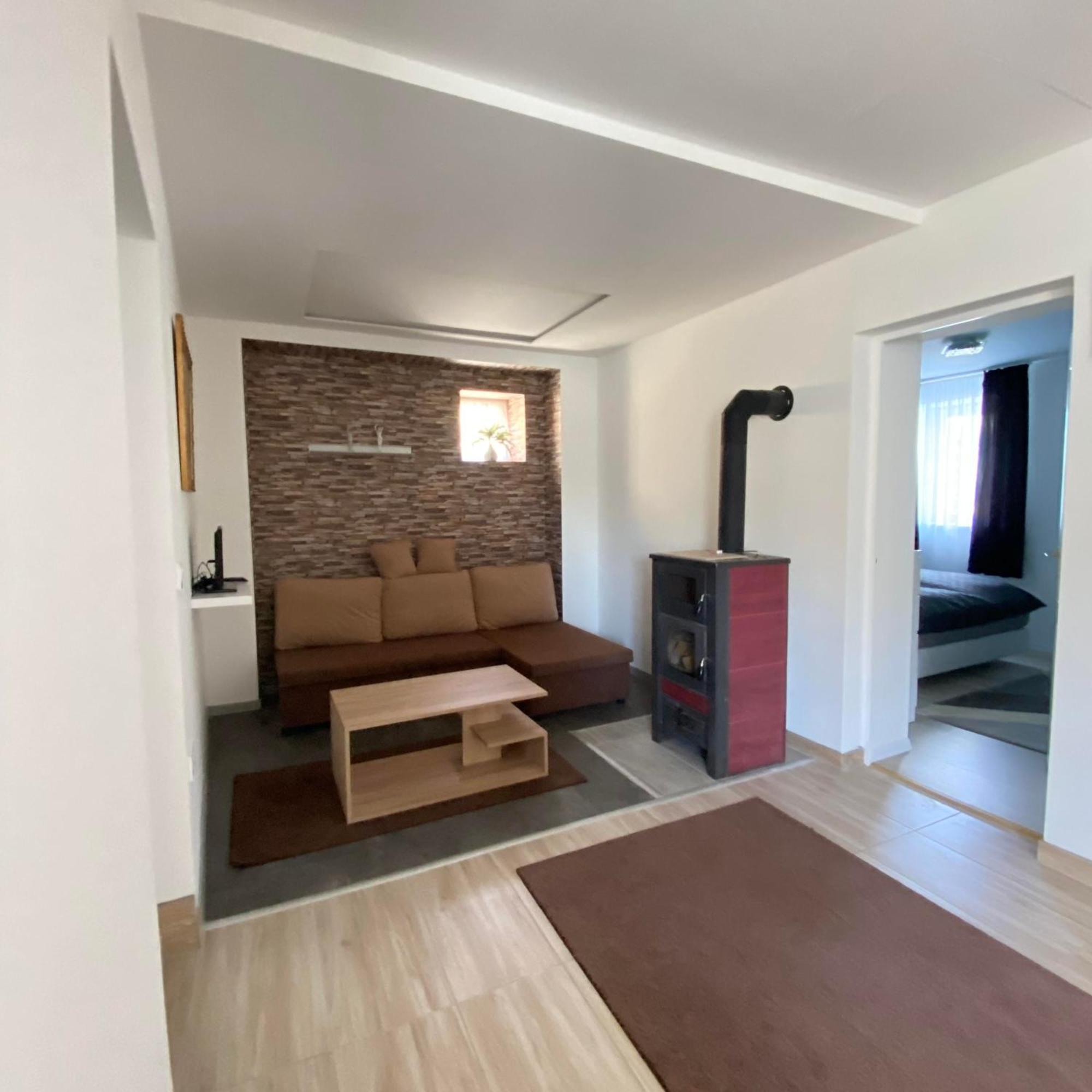 Perla Vendeghaz Igal Exterior foto